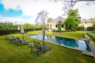 Stunning Pasadena Event Estate